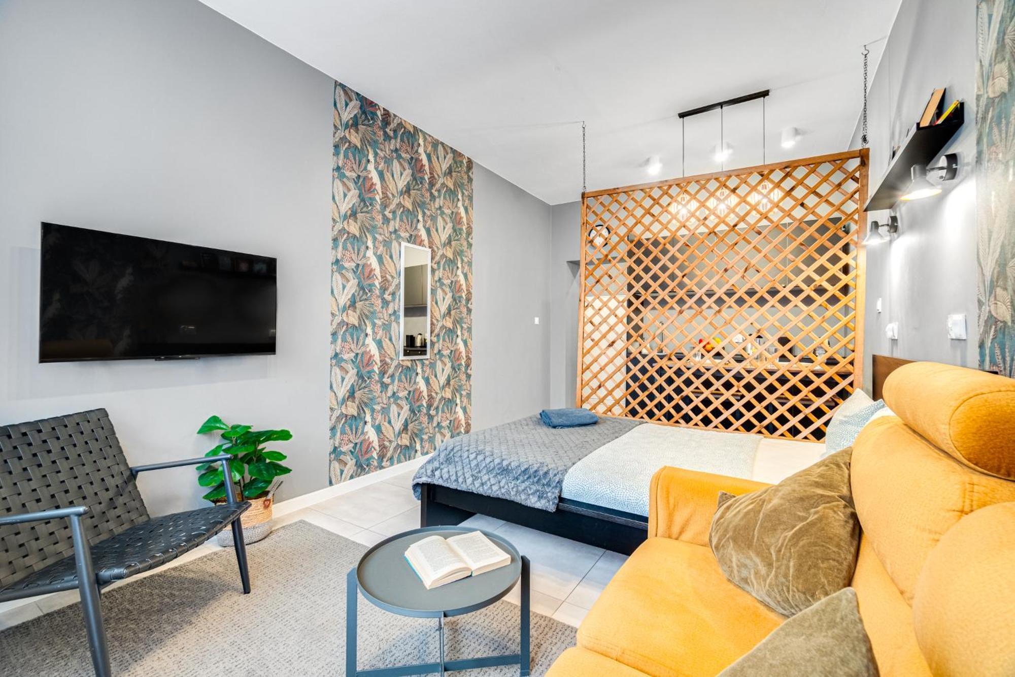 Papuga Apartment ~ 700M Main Square ~ Self Check-In 24H Wroclaw Ngoại thất bức ảnh