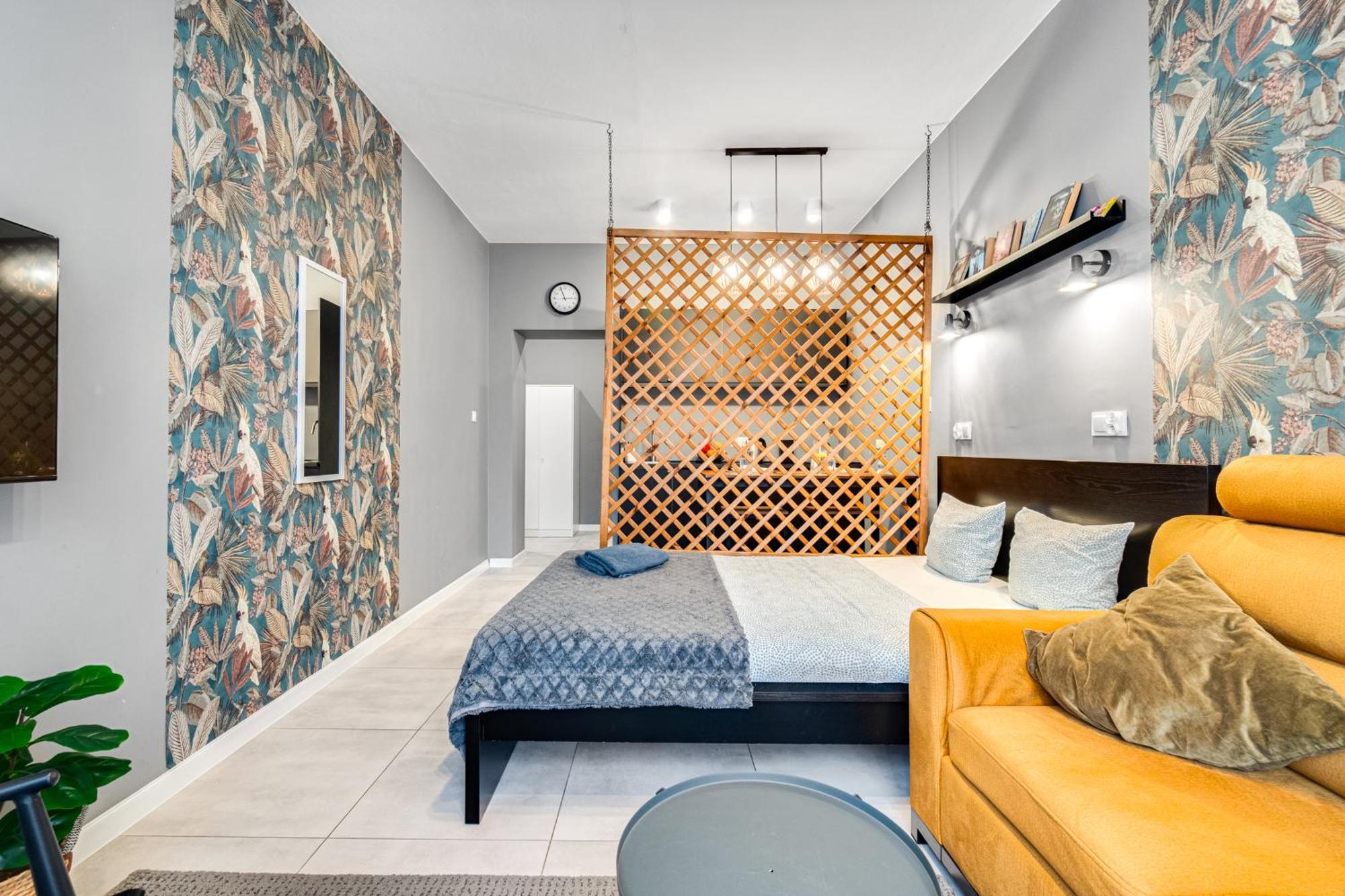Papuga Apartment ~ 700M Main Square ~ Self Check-In 24H Wroclaw Ngoại thất bức ảnh