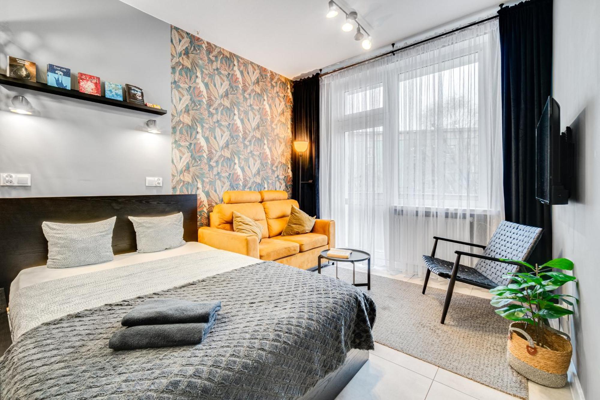 Papuga Apartment ~ 700M Main Square ~ Self Check-In 24H Wroclaw Ngoại thất bức ảnh